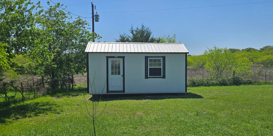 Blog_WhiteShed_900x450