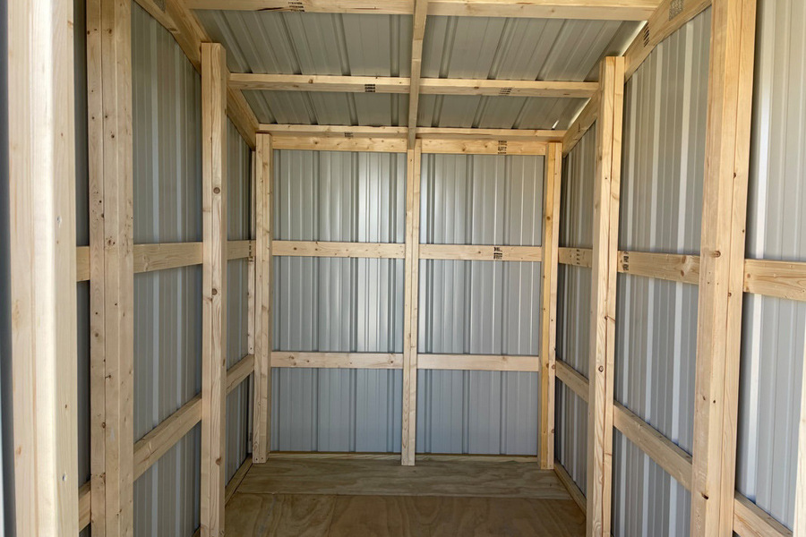 Gallery_Run-inShedwithTackRoom_RunInShedWithTackroom-1_900x600