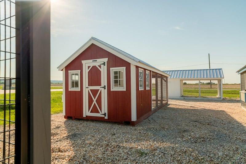 chicken-coop-with-run-dallas-tx-01