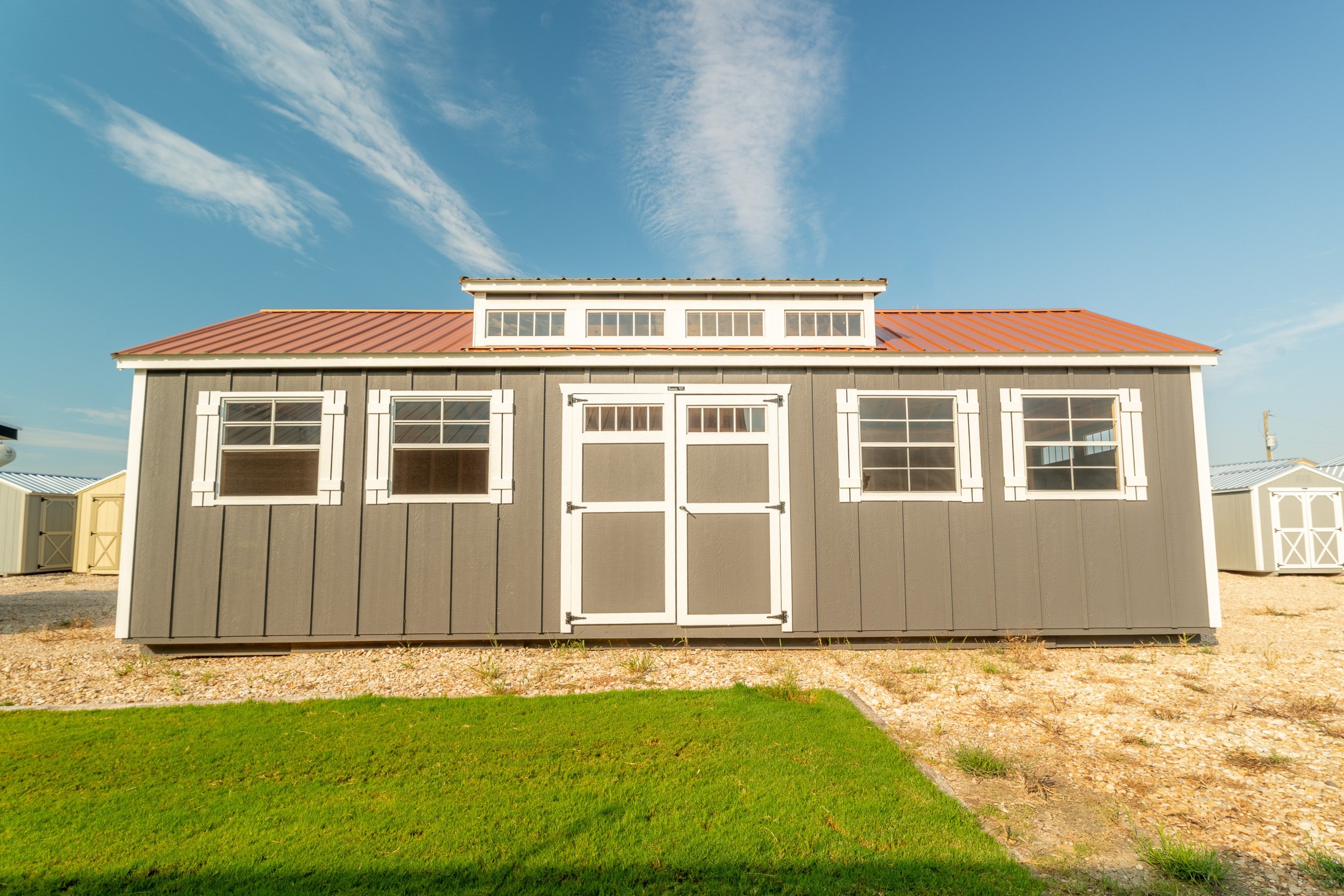backyard-garden-shed-texas-02
