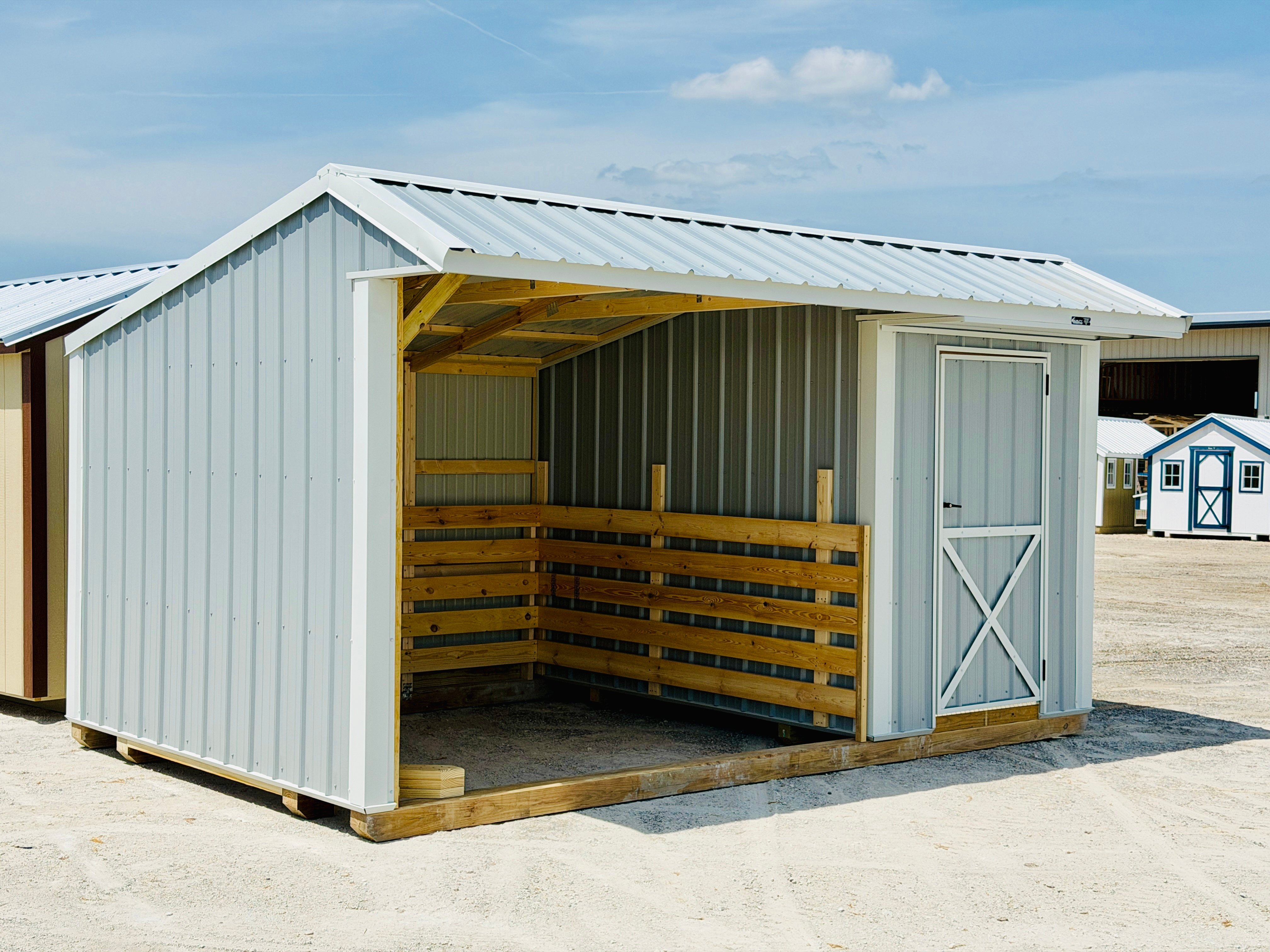 10x16 Metal Run-in Shed w/Tack Room #8383