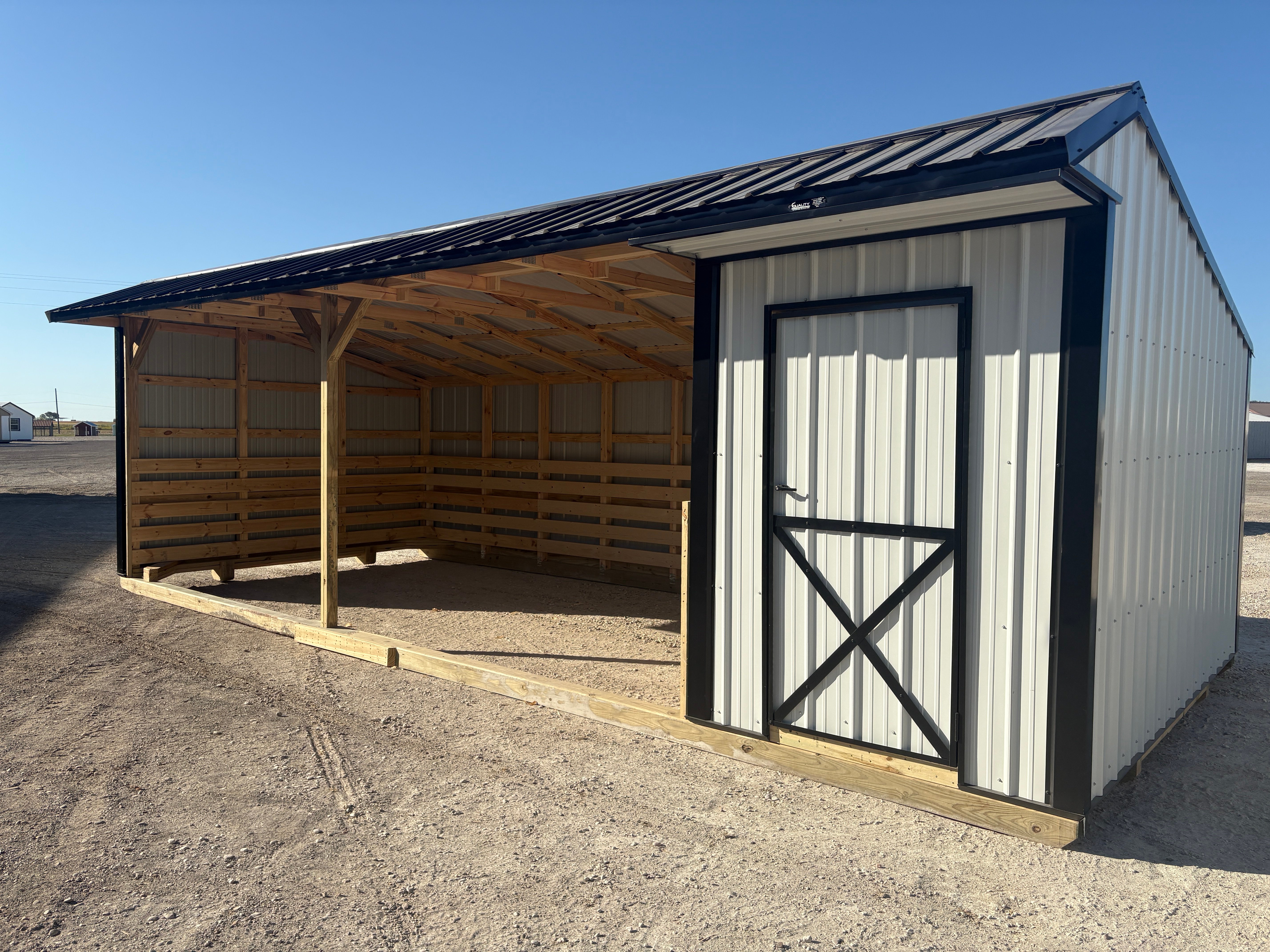 12x28 Metal Run-in Shed w/Tack Room #8518