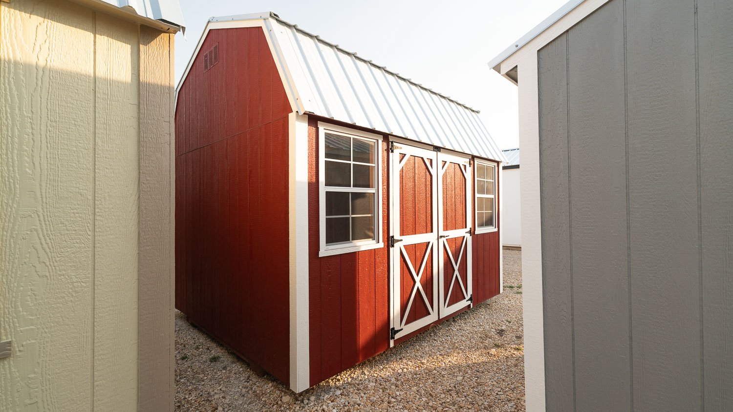 affordable-lofted-barn-04