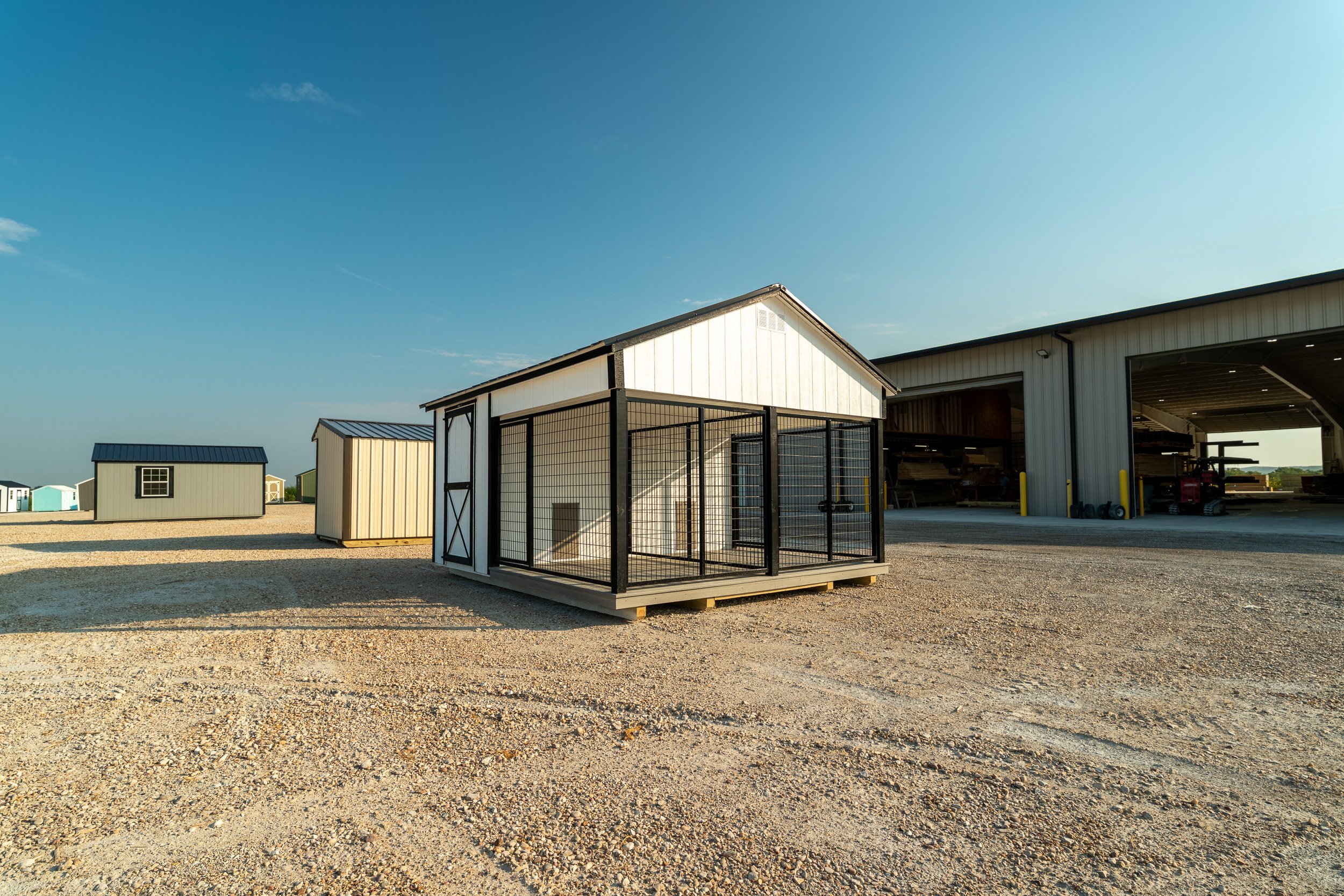 outdoor-dog-kennel-texas-13