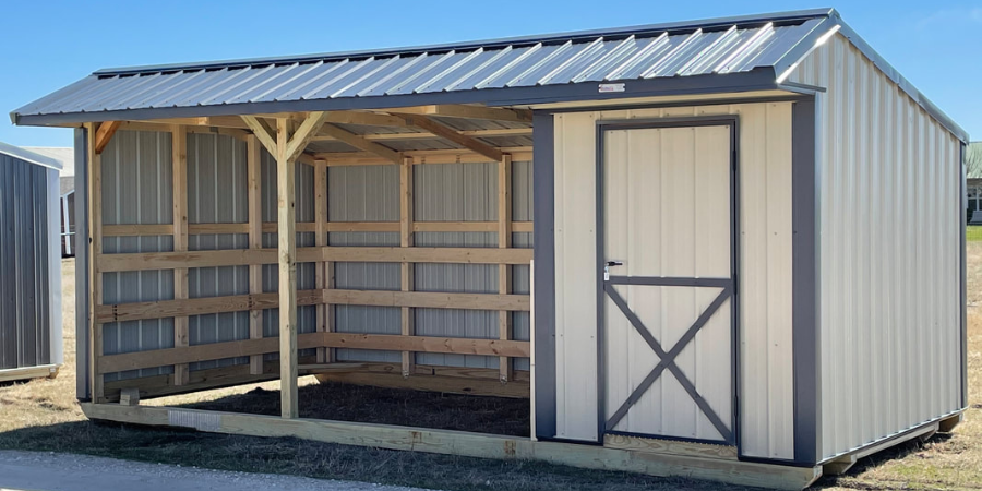 run in shed for multiple animals