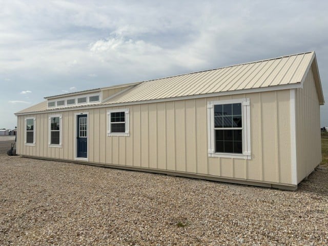 18x52 Dormer Cabin #8439