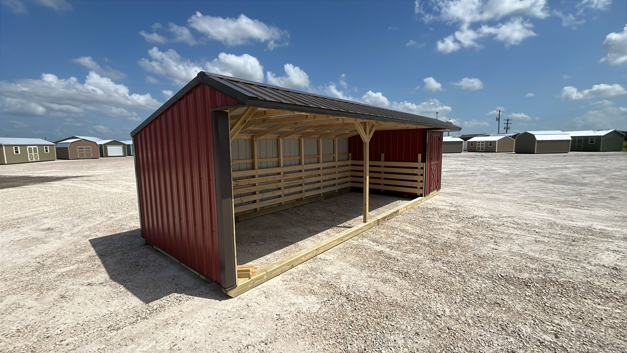 10x30 Metal Run-in Shed w/Tack Room #6541