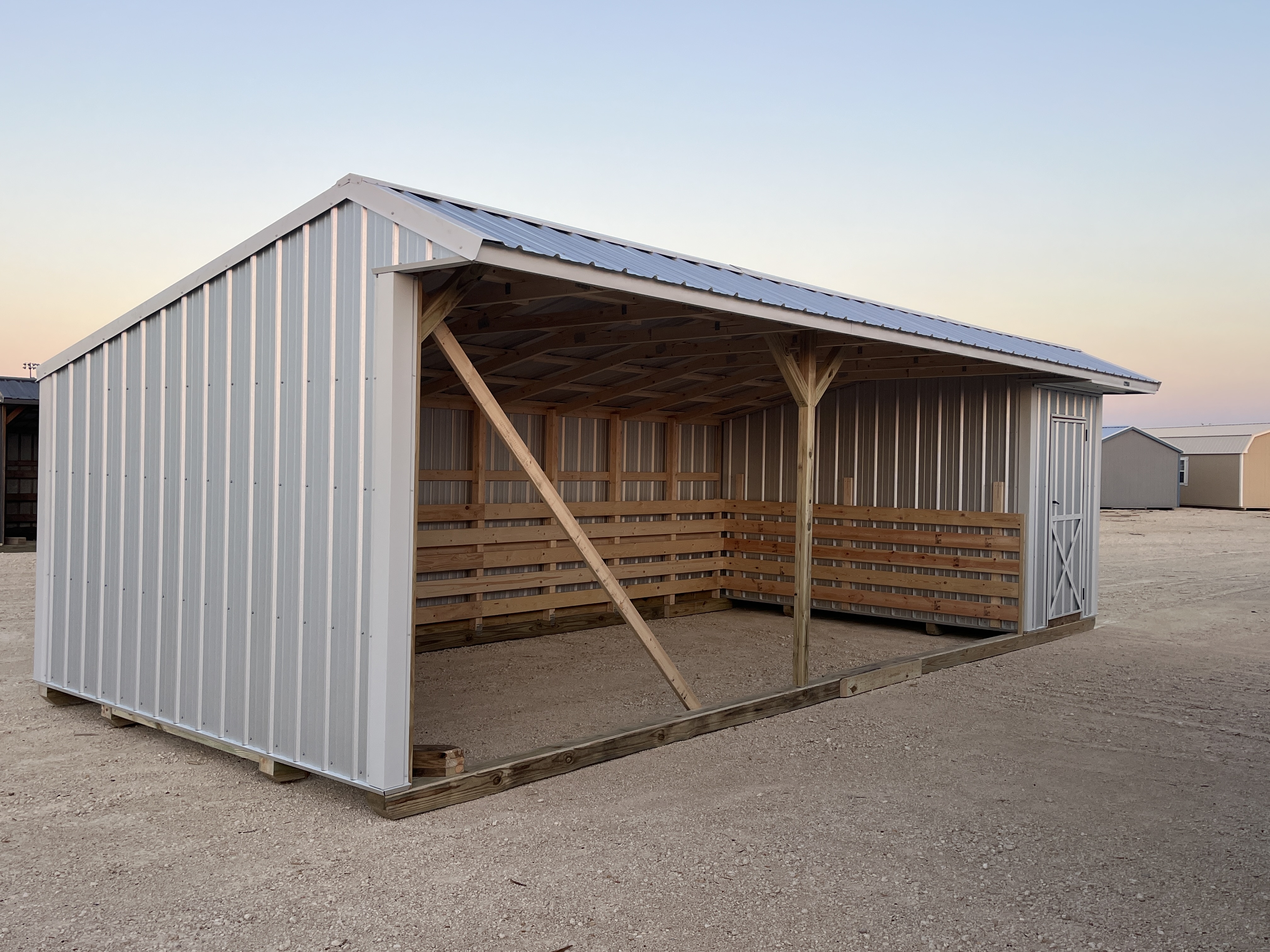 12x30 Metal Run-in Shed w/Tack Room #7093