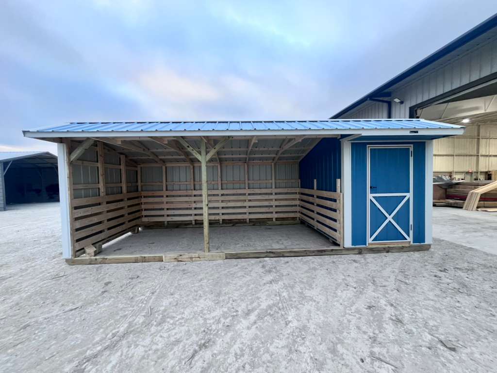10x24 Metal Run-in Shed w/Tack Room #7158