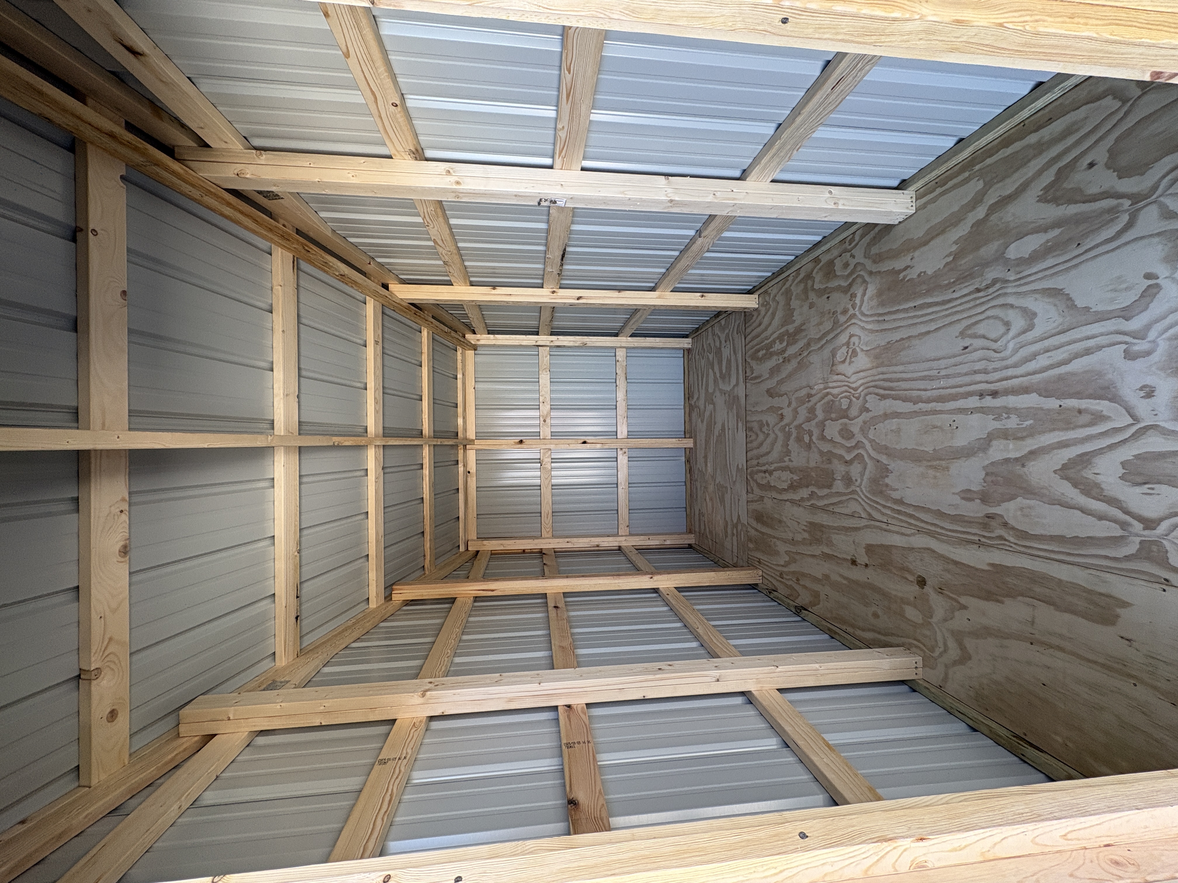 12x32 Metal Run-in Shed with Tack Room #7666