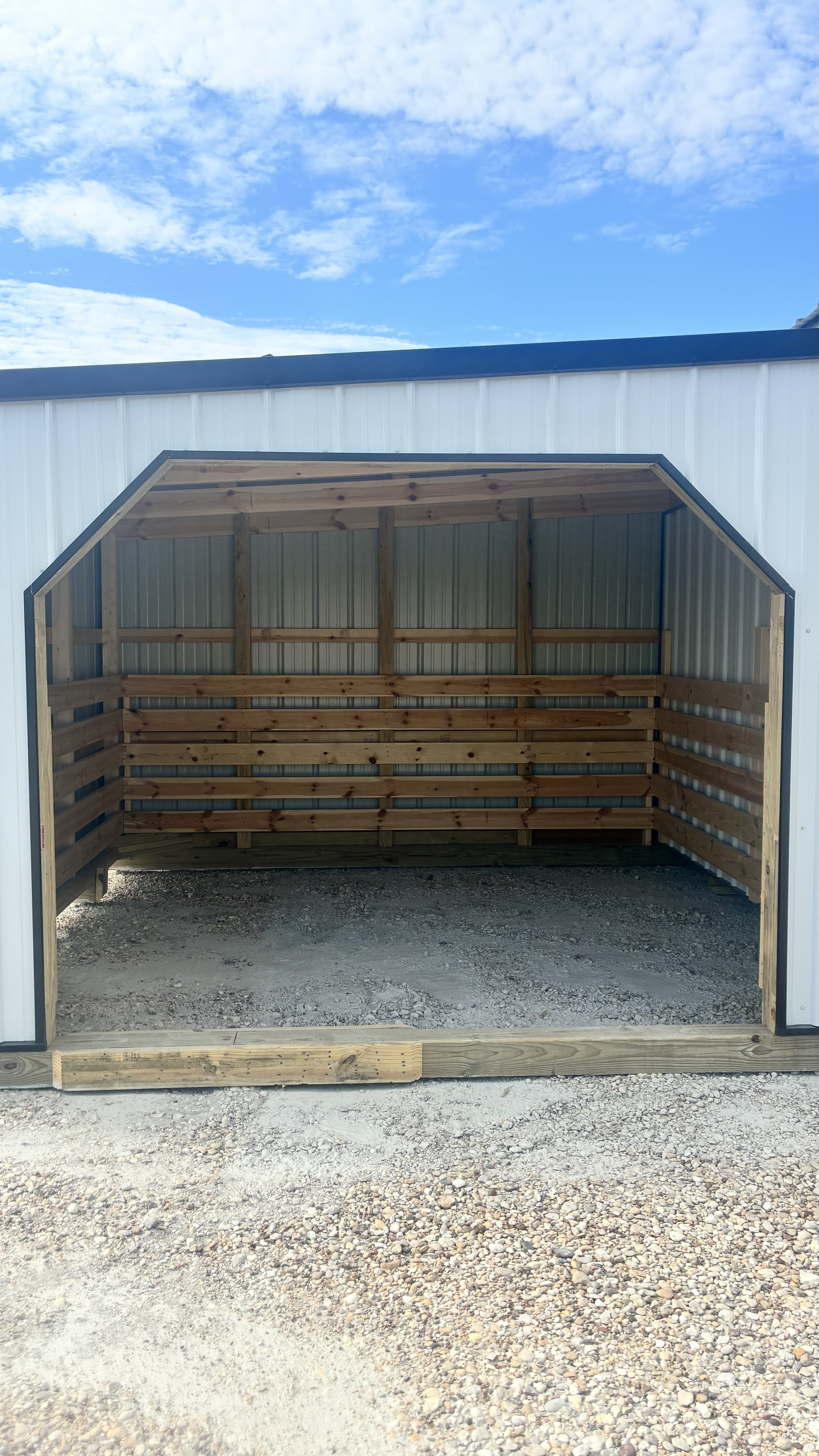 12x36 Metal Longhorn Run-in Shed w/Tack Room #7668