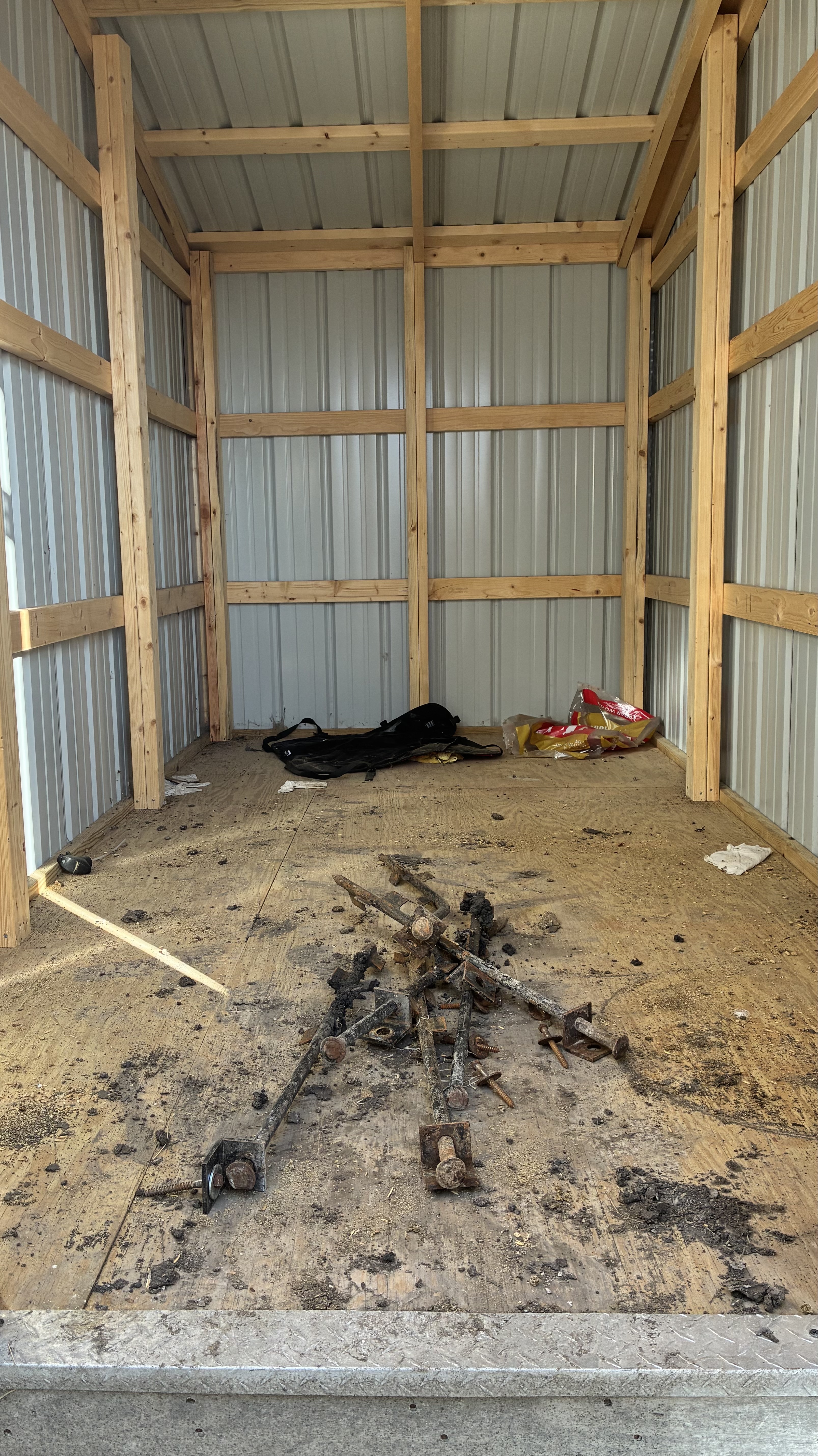 12x28 Metal Run-in Shed w/Tack Room #5182