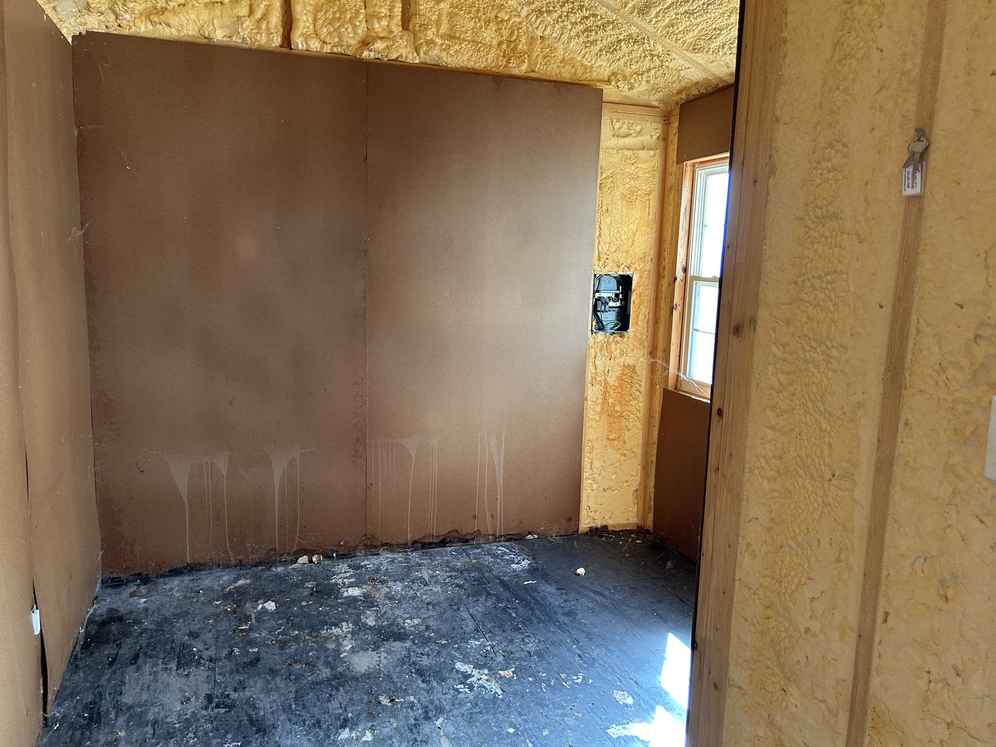 10x16 Gable Cabin w/Porch #3445