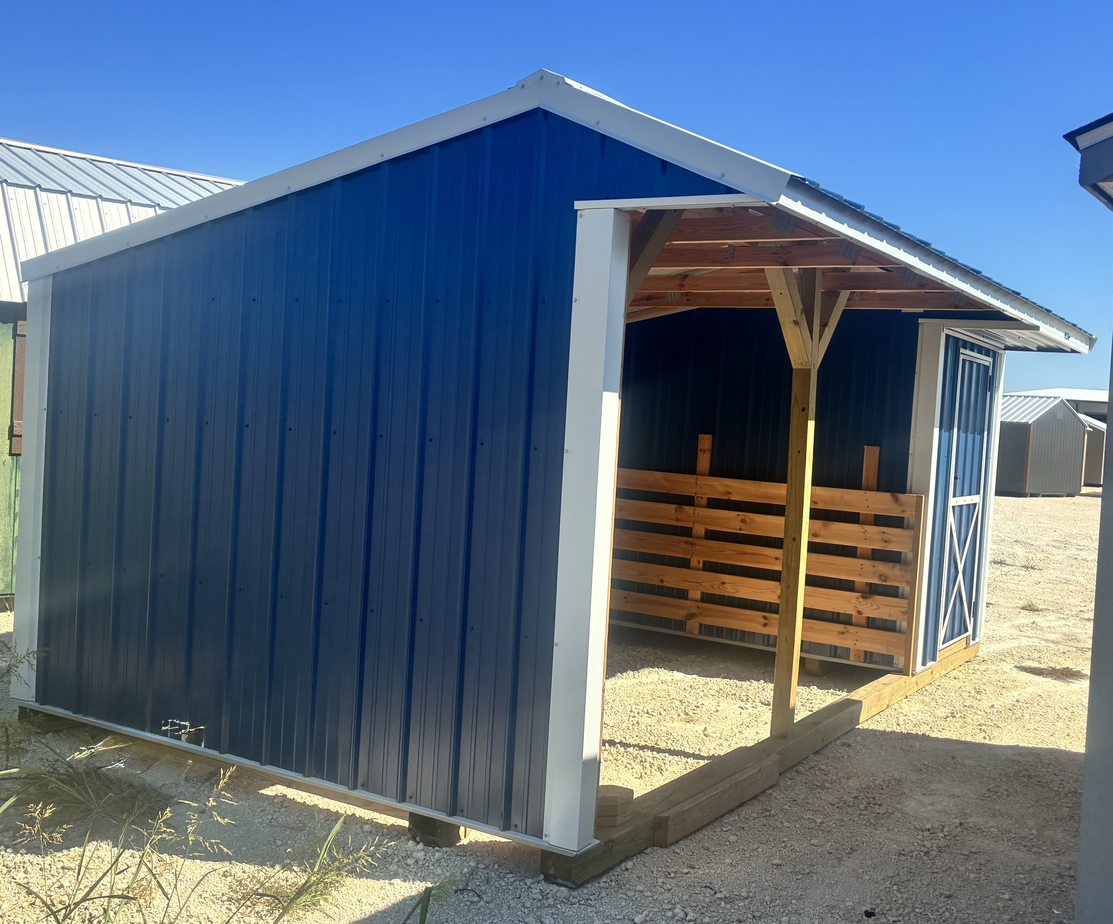 10x20 Metal Run-in Shed w/ Tack #7737