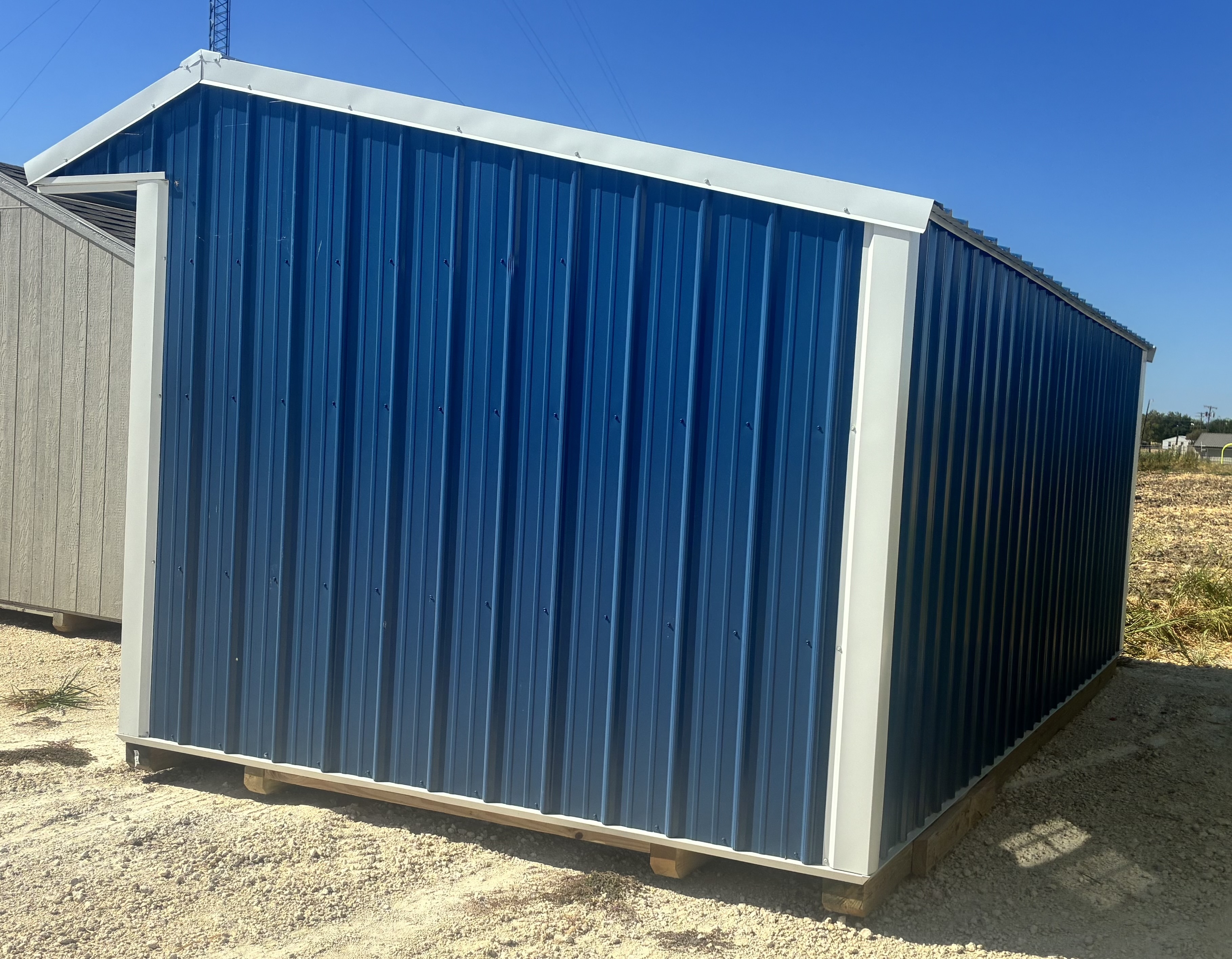 10x20 Metal Run-in Shed w/ Tack #7737